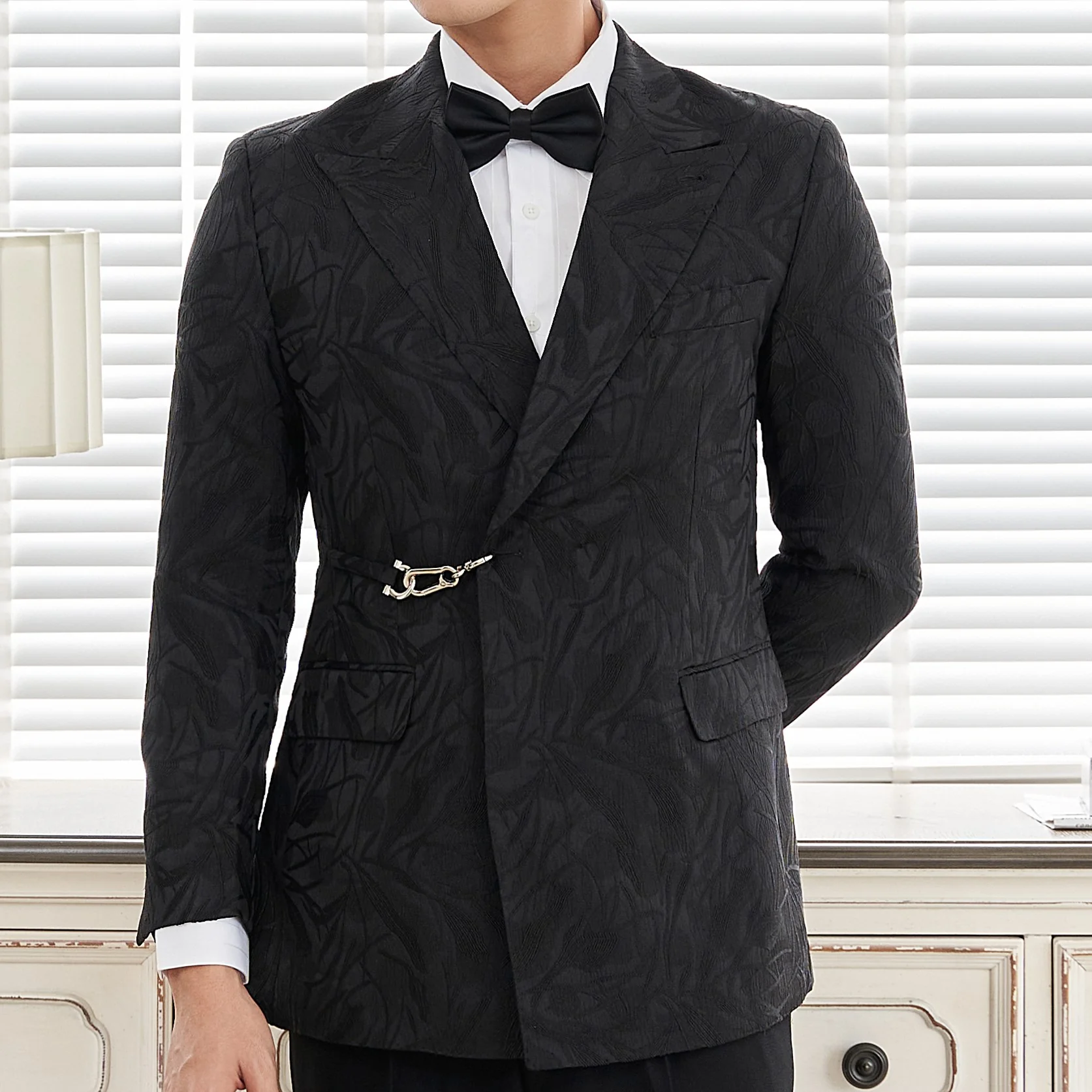 Black Floral Blazer - Image 4