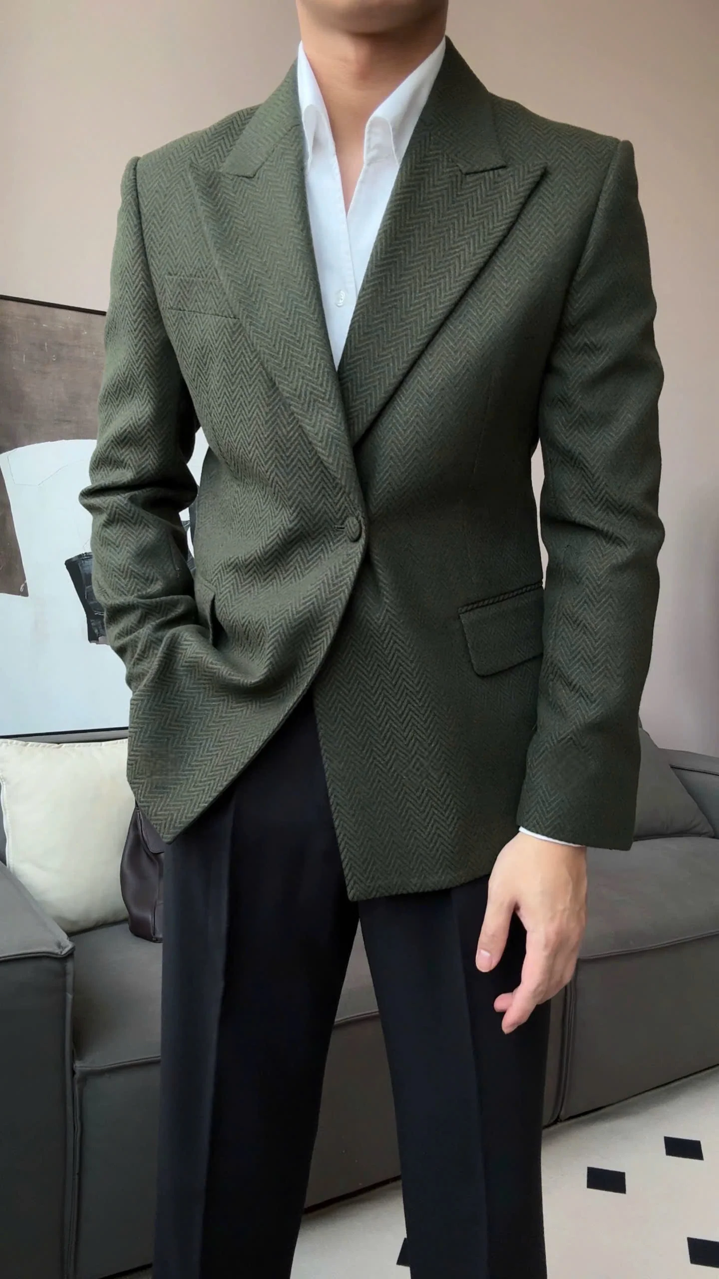Cotswolds Herringbone Blazer - Image 3