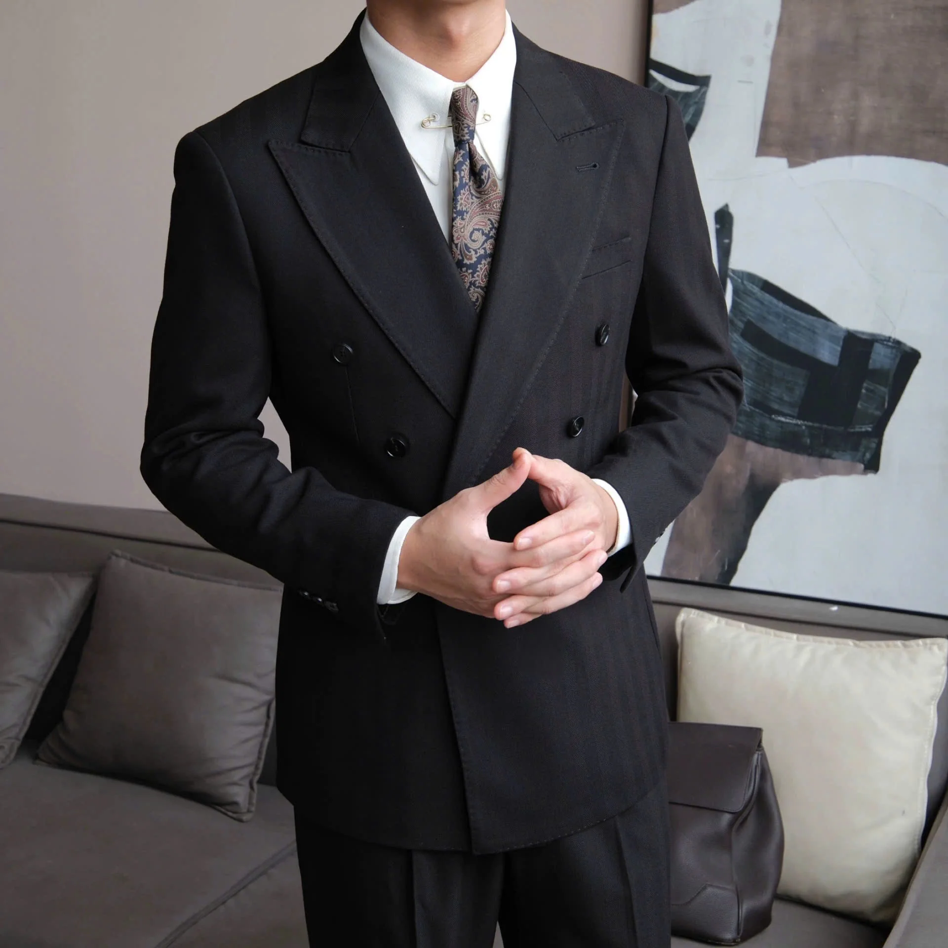 Harold The 6x1 Veroza Double-Breasted Suit - Image 4