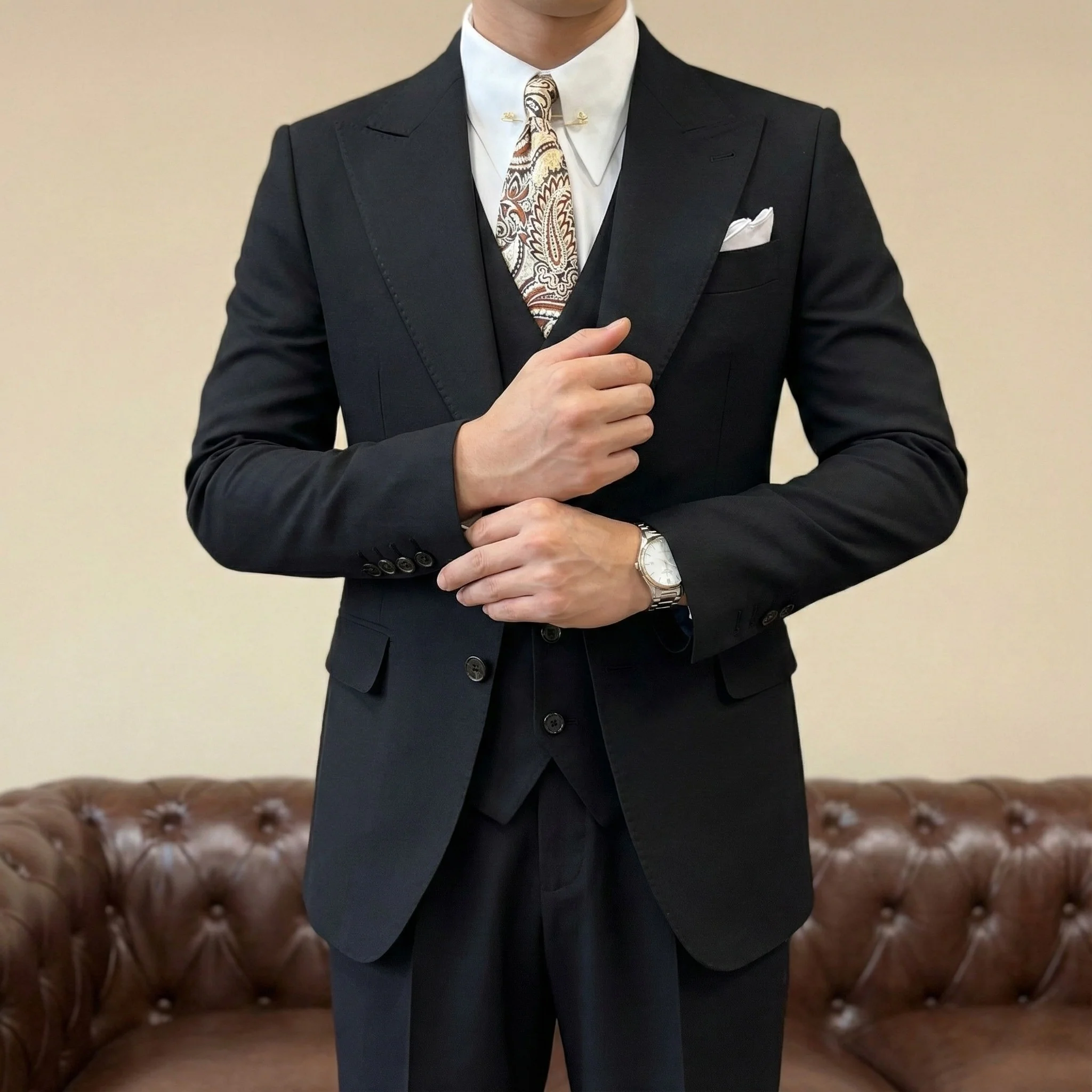 The Milano Peak Lapel Blazer Seasion 2 - Image 2